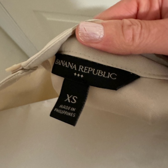 Banana Republic Split Sleeve Blouse - Picture 6 of 6